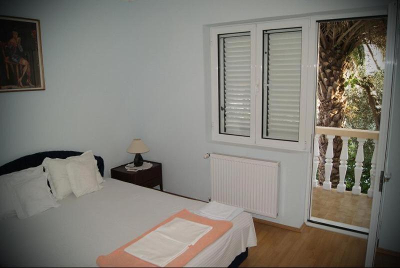 Guest House Ratko Rafailovici Esterno foto