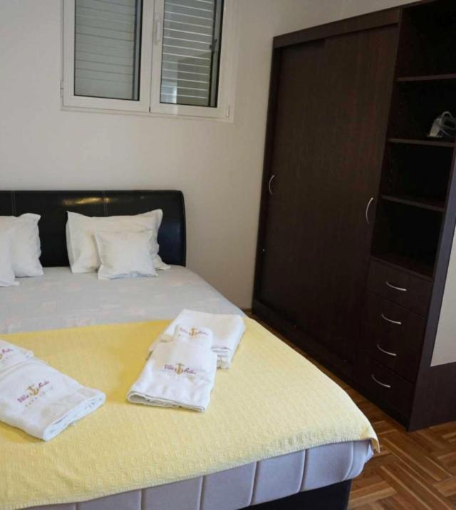 Guest House Ratko Rafailovici Esterno foto